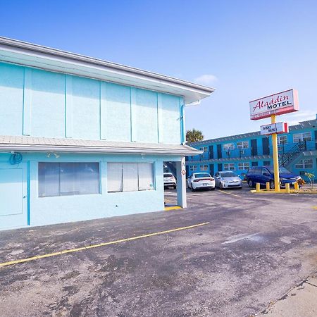 Aladdin Motel By Oyo Merritt Island Eksteriør bilde